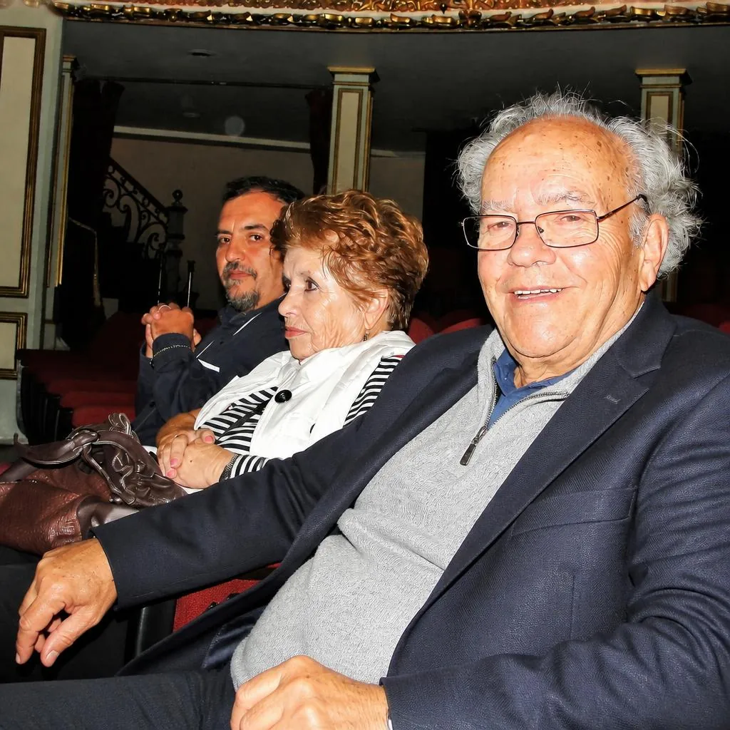 Jesús Villaseñor con su familia